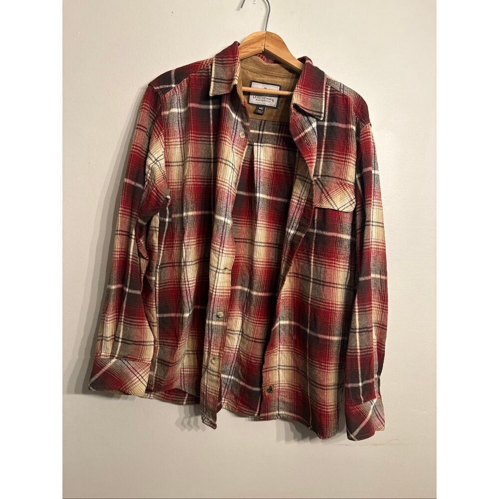 Legendary Whitetails Red Brown Camp Plaid Flannel Button Up Shirt Size Medium